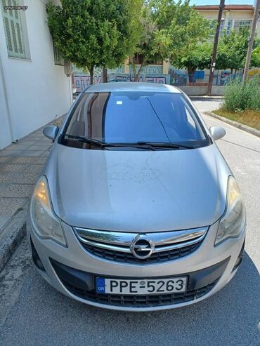 Opel Corsa: 1.2 l. | 2011 έ. 280000 km. Χάτσμπακ