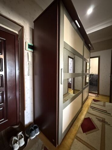 taxta: Б/у, Купе, 2 двери Прямой шкаф, Гардеробный шкаф, Турция