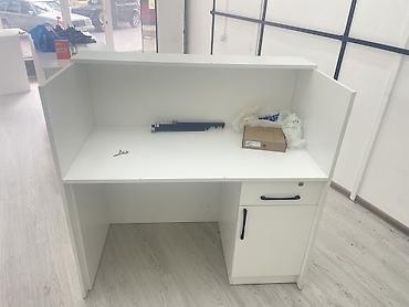 acar az: Ağ rəngli resepsiyon/qarşılama masası - Material: laminat/MDF lövhə — 3
