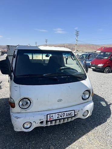 Легкий грузовик, Hyundai, Стандарт, 2 т, Б/у at lalafo.kg Легкий грузовик, Hyundai, Стандарт, 2 т, Б/у