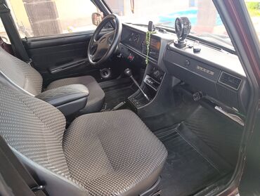 ВАЗ (ЛАДА): ВАЗ (ЛАДА) 2107: 2006 г., 1.6 л, Механика, Бензин, Седан — 9