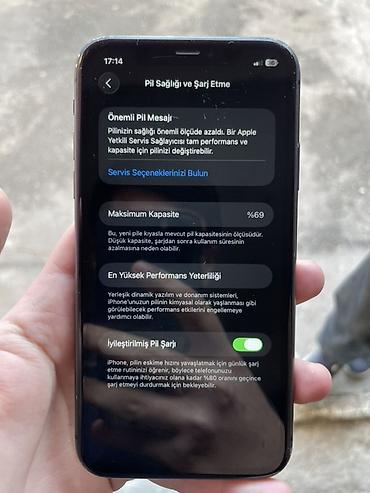 Apple iPhone: IPhone 11, 64 GB, Qara, Simsiz şarj, Face ID — 8
