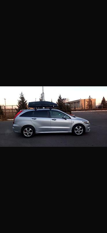 step rf3: Honda Stream: 2006 г., 1.8 л, Автомат, Бензин, Универсал — 3