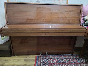 ronisch: Rönisch akustik pianino – dik (upright) model . - Alman istehsalı — 2