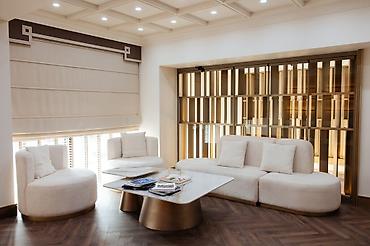 Kommersiya daşınmaz əmlakının satışı: 2 556 000 AZN 213 m² Sahə Çıxarış Təmir Satılır obyekt 213 m², Ağ — 19