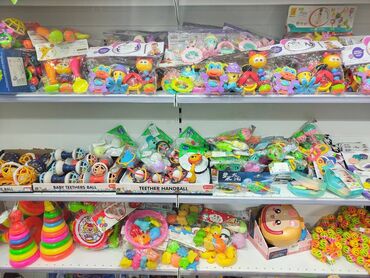 игрушки резиновые: Широкий ассортимент погремушек для ваших малышей! Вы можете