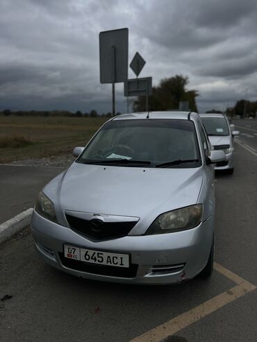 Mazda: Mazda Demio: 2002 г., 1.5 л, Автомат, Газ, Хэтчбэк