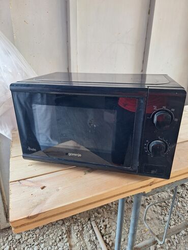 Separatorlar: Mikrodalğalı soba Gorenje, Mikrodalğalar ilə, rəng - Qara