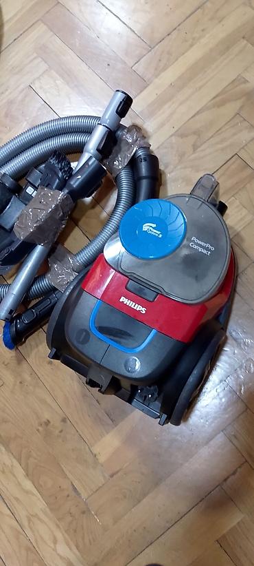 Klasični usisivači: Usisivač PHILIPS bez kese kompletan . dobar .
Mirjevo na lalafo.rs — 10 Klasični usisivači: Usisivač PHILIPS bez kese kompletan . dobar .
Mirjevo — 10