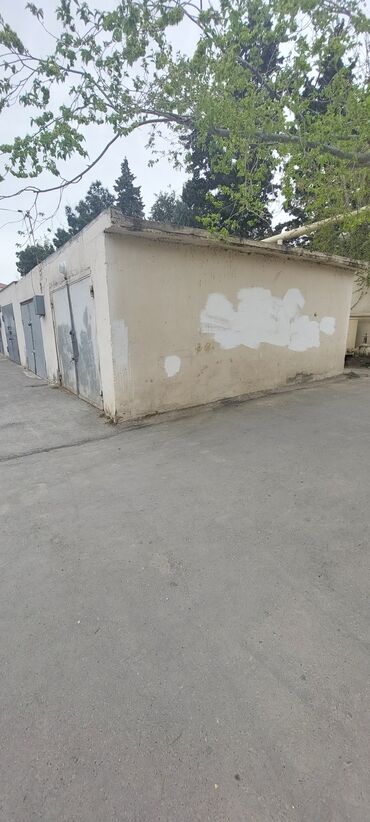 lokbatanda satilan evler: 24 kv. m, 4 * 6 * 3 Daş, Beton Kommunal xətlər qoşulmayıb
