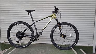 Горные велосипеды: Фирменный велосипед Trinx Q600 премиум класса. рама 17 с — 2