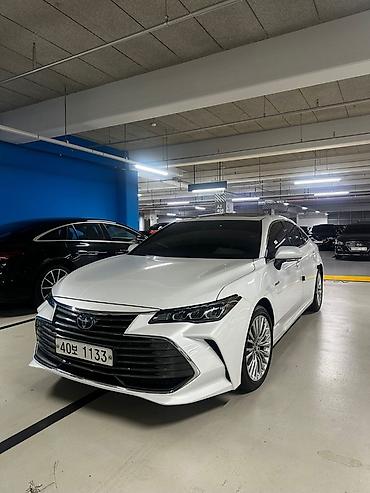 toyota sienna hybrid: Toyota Avalon: 2019 г., 2.5 л, Автомат, Гибрид, Седан — 1