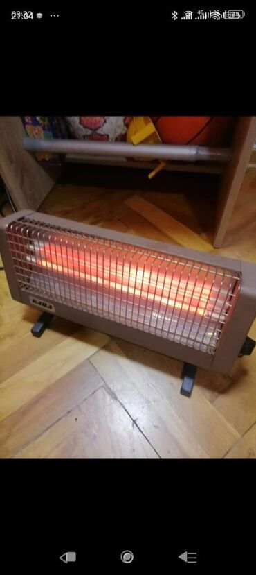 Kaloriferi: Grejalica kvarcna manja. LABA 2000 w ispravna . 

Mirjevo — 6