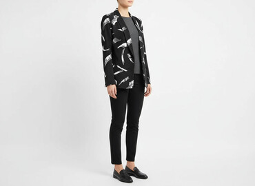 Органайзео: Women's blazer, size M
