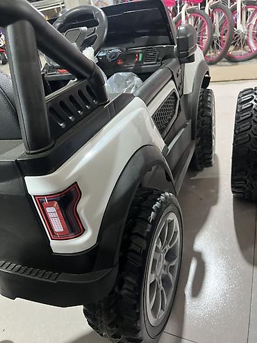 детская машинка: Uşaq üçün elektrikli mini jeep – ağ rəng - Güclü off-road təkərlər — 4