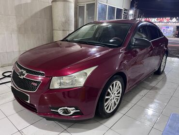 Chevrolet: Chevrolet Cruze RS – sedan - Rəng: tünd al qırmızı (metallik) - — 7