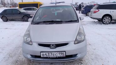 колф 3: Honda Fit: 2002 г., 1.3 л, Вариатор, Бензин, Хэтчбэк