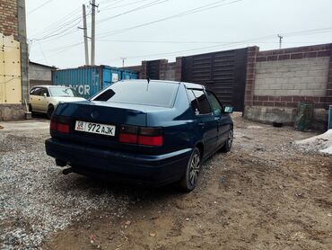 Volkswagen: Volkswagen Vento: 1996 г., 1.8 л, Механика, Бензин, Седан — 8