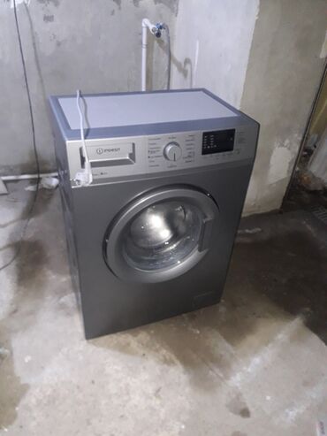 Кастрюли: Стиральная машина Indesit, 6 кг, Б/у, Автомат, Есть сушка, Платная доставка