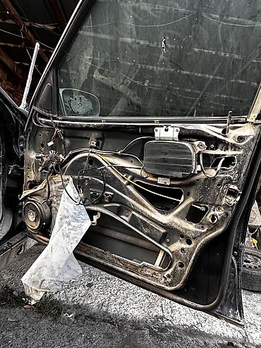 Кузов бөлүктөрү: Эшик Алдыңкы оң Mercedes-Benz, Колдонулган, Оригинал — 2