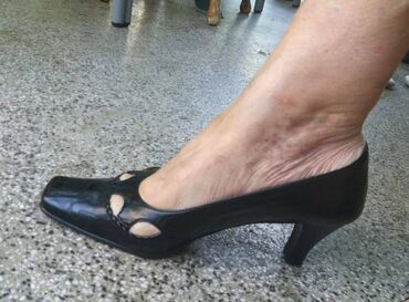 Salonke: Salonke, 39 — 6