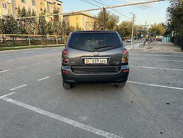 Toyota: Toyota Corolla Verso: 2007 г., 2.2 л, Механика, Дизель — 6