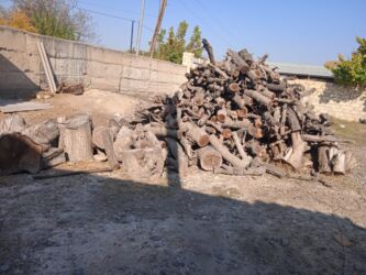 ucuz su çənləri: Odun satılır qiyməti 250 manat əlaqə nömrəsi 050 317 58 77 - Təbii