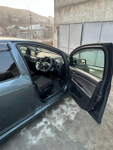 Toyota: Toyota WISH: 2003 г., 1.8 л, Автомат, Бензин, Минивэн — 11