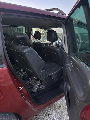 renault: Renault Espace: 2009 г., 2 л, Механика, Дизель, Минивэн — 6