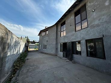 Продажа коттеджей и домов: 📍 с. Дмитриевка 🔘4-комнатный 🔘Этажи 2 🔘305м² Продается двухэтажный — 1