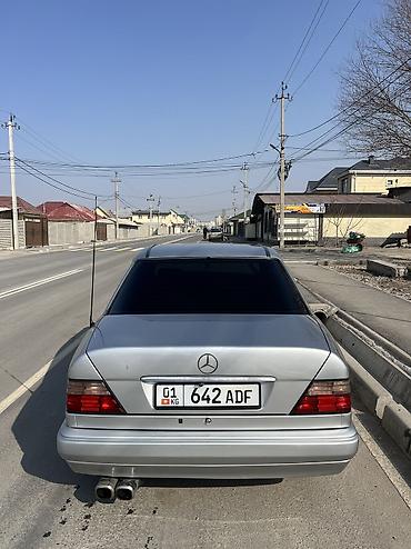 Mercedes-Benz: Mercedes-Benz E-Class: 1995 г., Автомат, Бензин — 7