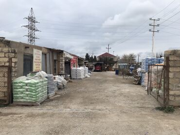 Binalar: Sumqayıt şəhərində 900 kv.m sahəsi olan və 1hektar torpaq sahəsinüə — 22