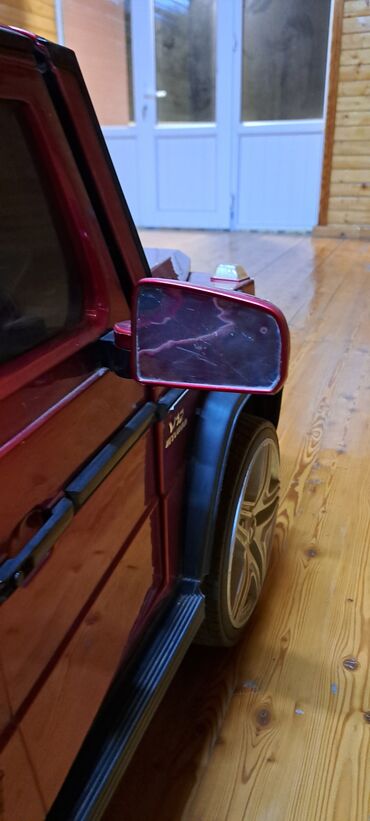 Uşaq üçün elektrik maşınları: Uşaq üçün elektriklə işləyən Mercedes-Benz G65 AMG tipli miniatür — 5