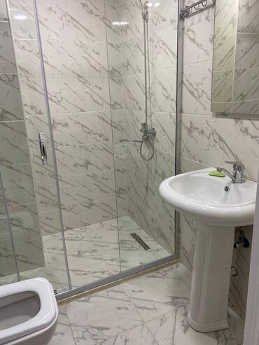 Uzunmüddətli kirayə mənzillər: Sumqayitda baxca seherde 11 mertebeli binanın 11-ci mərtəbəsində — 11