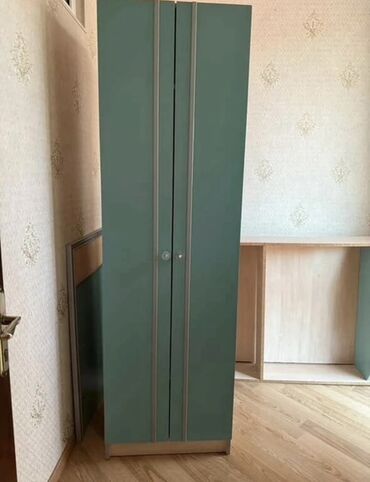 Dolablar: Açılan, 2 qapılı Düz dolab, Qarderob, paltar dolabı