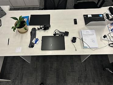 ofis stullari: Düz masa, Siyirməsiz, Teksturalı laminat — 4