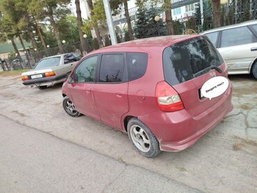 сто хонда: Honda Fit: 2001 г., 1.3 л, Вариатор, Бензин, Бус