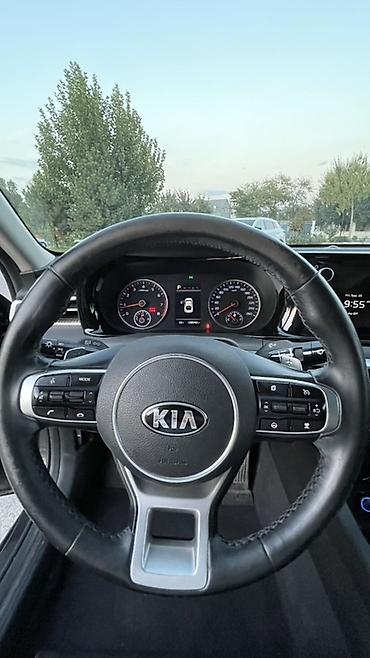 Kia: Kia K5: 2021 г., Седан — 15
