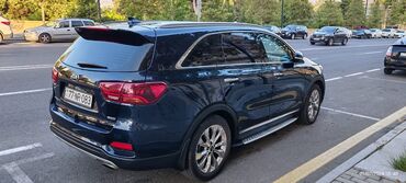 Unitazlar: Kia Sorento: 2 l | 2018 il Ofrouder/SUV