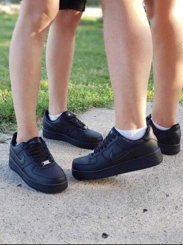 Women's Sneakers and athletic shoes: 36-46 za 3500 din 
pb — 3