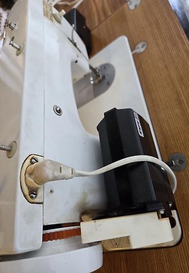 vakum aparati satisi: Tikiş maşını Chayka, İşlənmiş,Elektromexaniki, 2 saplı Ünvandan götürmə — 5