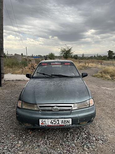 болушу: Daewoo Nexia: 1994 г., 1.5 л, Кол менен иштөөчү, Бензин, Седан — 1