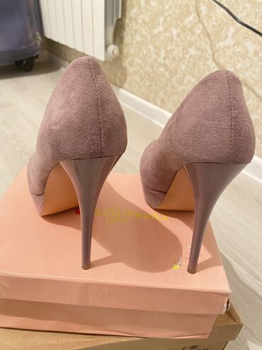 Tuflilər: Tuflilər, Ölçü: 37, rəng - Qara, İşlənmiş — 8