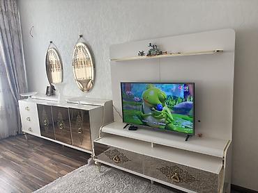 набор инструментов: Zərif klassik üslubda qonaq otağı mebel dəsti - TV stendi və — 2