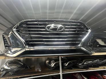 Решётка радиатора Hyundai (оригинальный дизайн с хромированной рамкой