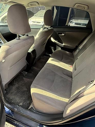 Toyota: Toyota Prius: 2015 г., 1.5 л, Автомат, Гибрид, Седан — 8