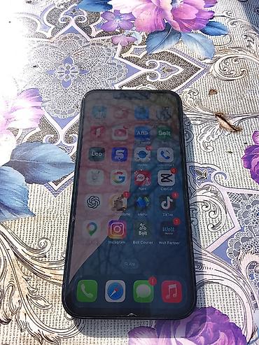 iphone se 2: IPhone 13, 128 GB, Jet Black, Face ID, Simsiz şarj, Sənədlərlə — 1