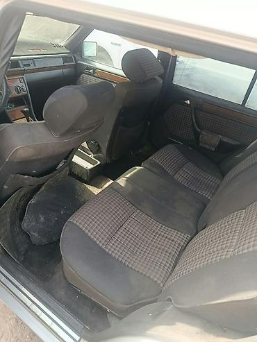 w210 обшивка: Mercedes-Benz W124: 1992 г., Автомат, Универсал — 3