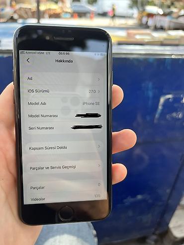 iphone x 🅁: IPhone SE 2020, Qara, Barmaq izi — 3