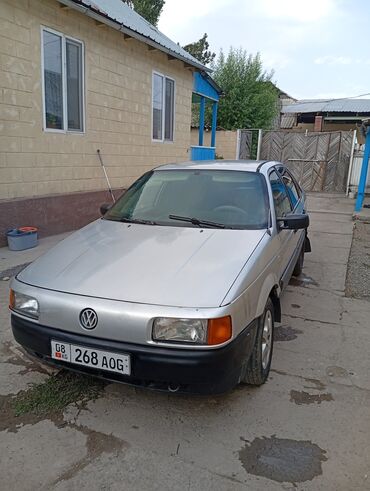 купить запчасти на опель вектра б: Volkswagen Passat: 1988 г., 1.8 л, Механика, Бензин, Седан
